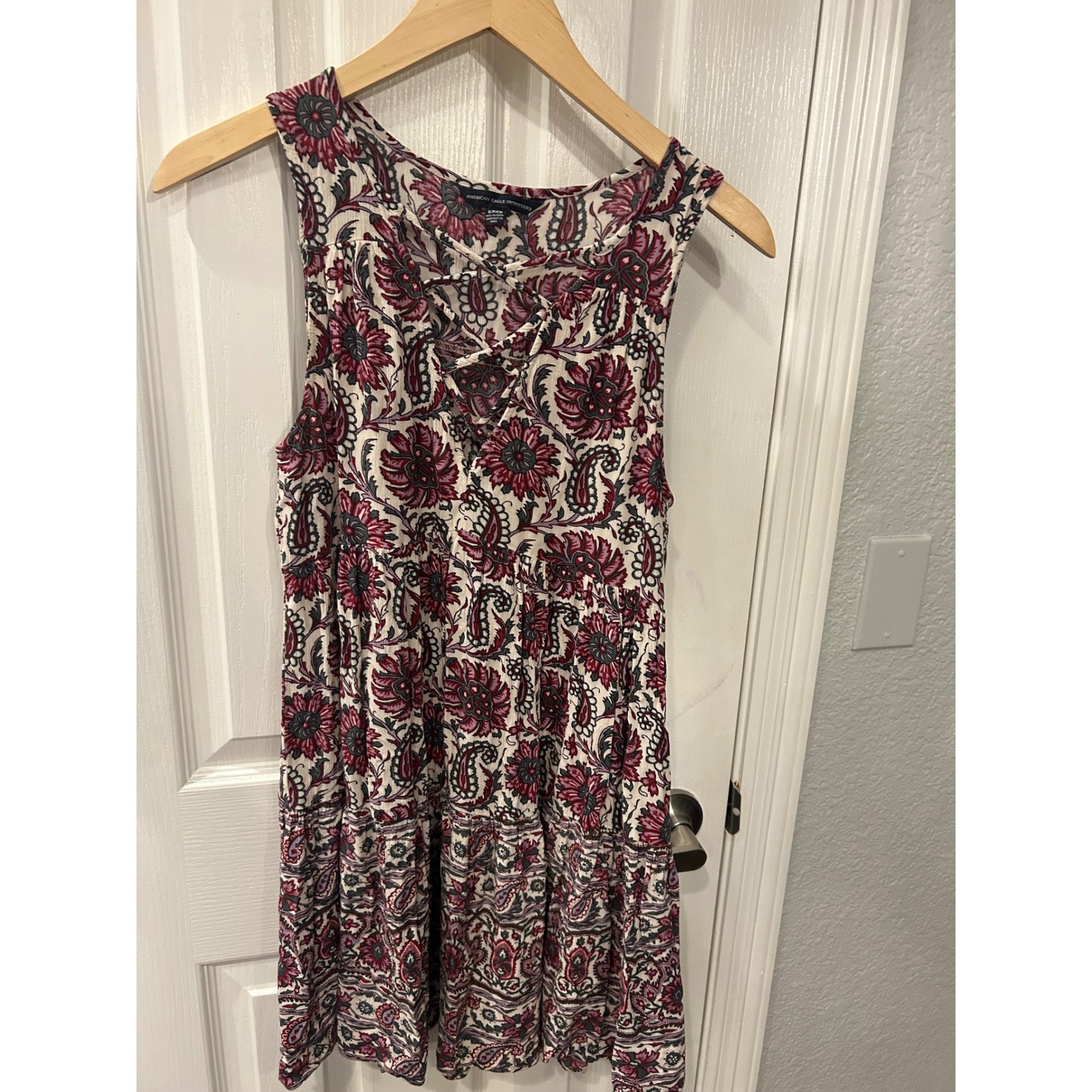 American Eagle Mini Dress Burgundy Floral Paisley Lace Up Tiered Boho Sleeveless